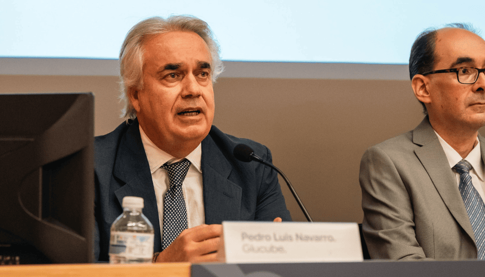 Pedro Luis Navarro, CEO de Igluco Tech, presenta el glucómetro no invasivo Glucube